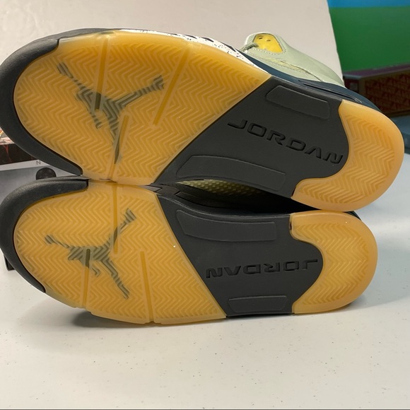 Air Jordan 5 Retro Mens Size 10 Jade Horizon Sneakers Basketball Shoes - Picture 8 of 10